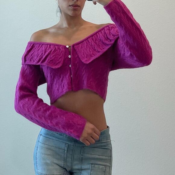 Pink Cropped Sweater - Picture 2 of 4